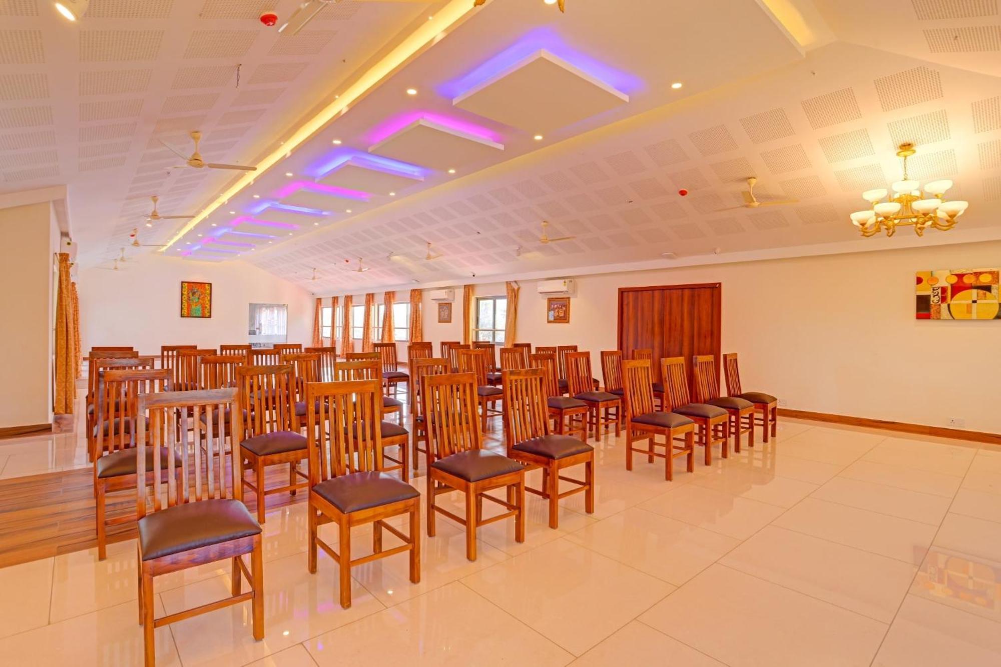 Super Collection O Pallava Rajadhani Thiruvananthapuram Kültér fotó