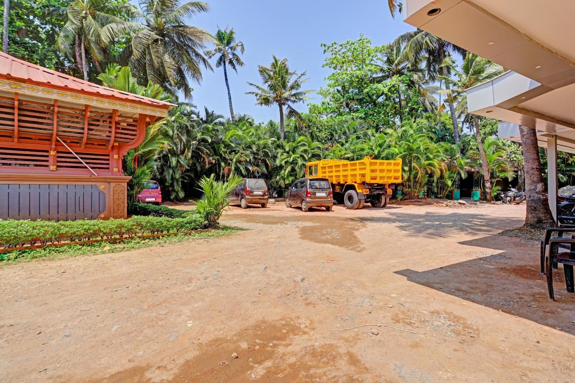 Super Collection O Pallava Rajadhani Thiruvananthapuram Kültér fotó